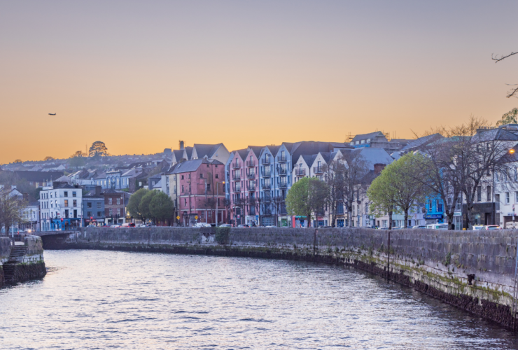 : Parking in Cork city centre near Park-It Grand Parade and the River Lee Image title: Parking in Cork City Centre