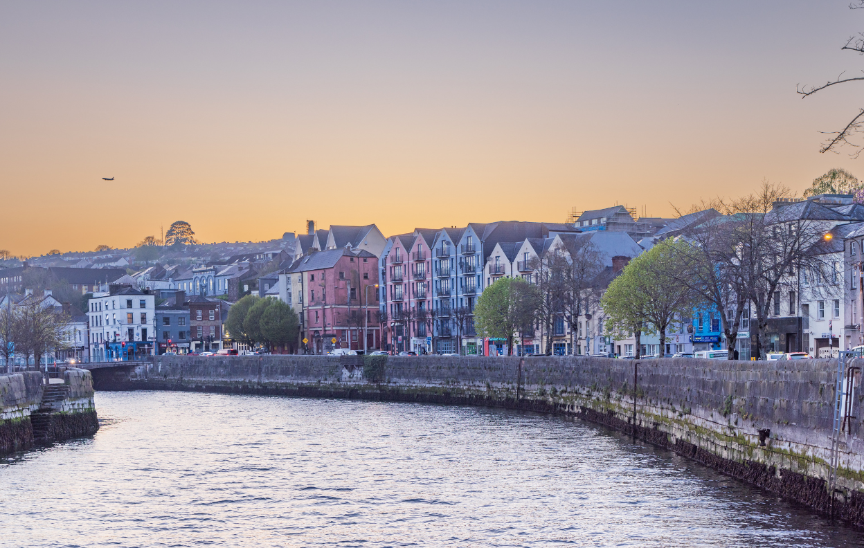 : Parking in Cork city centre near Park-It Grand Parade and the River Lee Image title: Parking in Cork City Centre